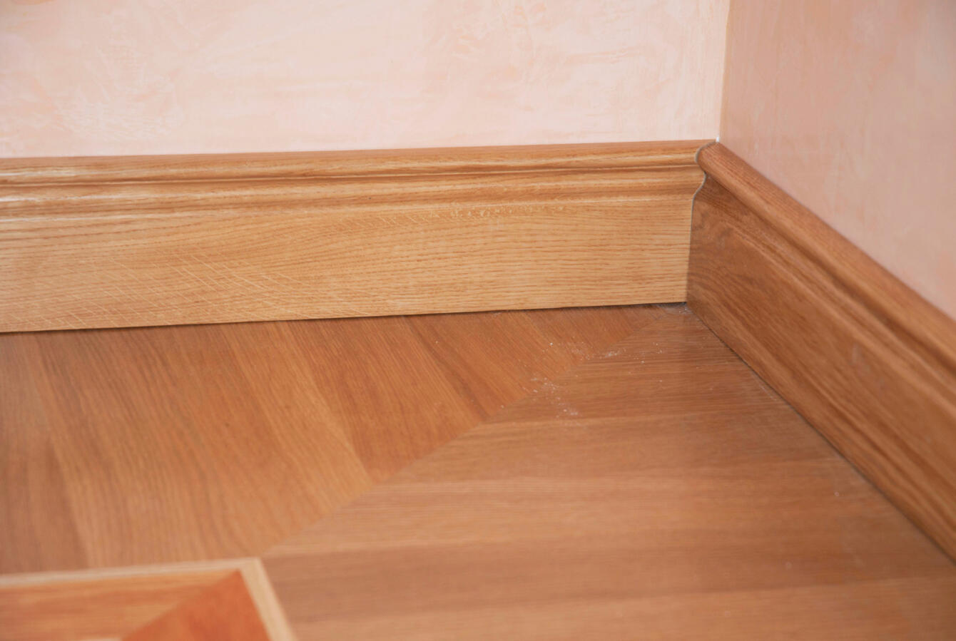 Skirting - Architrave